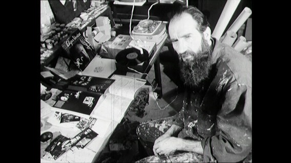 Der Informel-Künstler Emilio Vedova in seinem Atelier 1964  